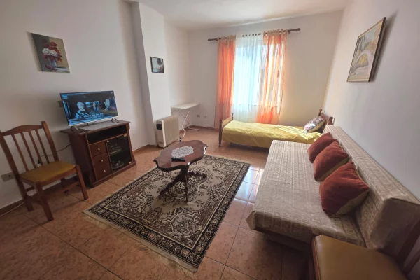 Shtepi me qera 1+1 ne Tirane - 500 Euro