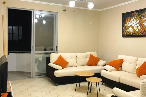 Shtepi me qera Apartament ne Tirane, 1+1, Mobilimi E mobiluar, Pagesa 420  Euro.