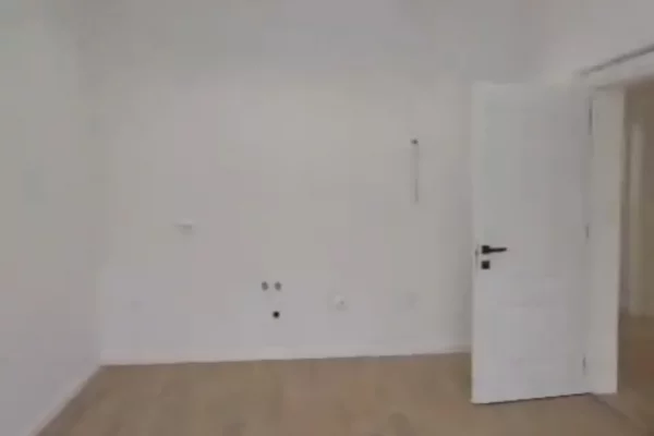 Apartment for sale in Tirana 2+1, Emty