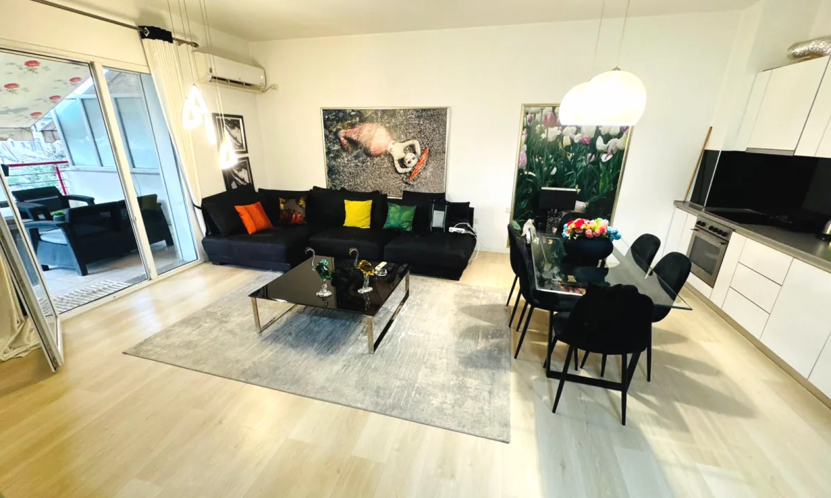 Apartment for sale in Tirana 1+1, Furnished