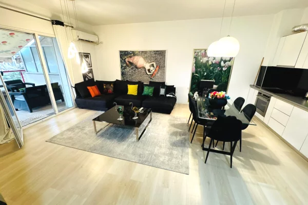 House for Sale 1+1 in Tirana - 1,900,000 Leke