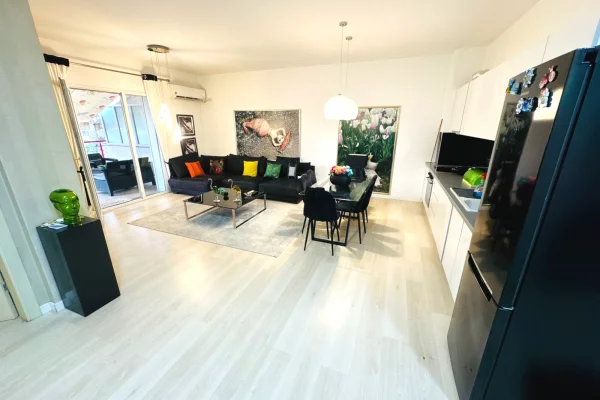 Apartment for sale in Tirana 1+1, Furnished