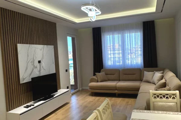 Shtepi me qera Apartament ne Tirane, 2+1, Mobilimi E mobiluar, Pagesa 700  Euro.
