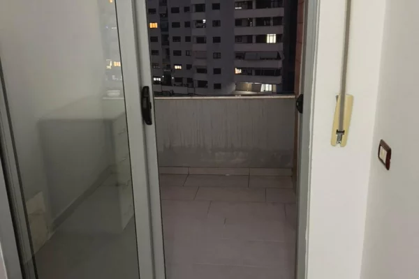 Shtepi me qera Apartament ne Tirane, 2+1, Mobilimi E mobiluar, Pagesa 55,000  Leke.