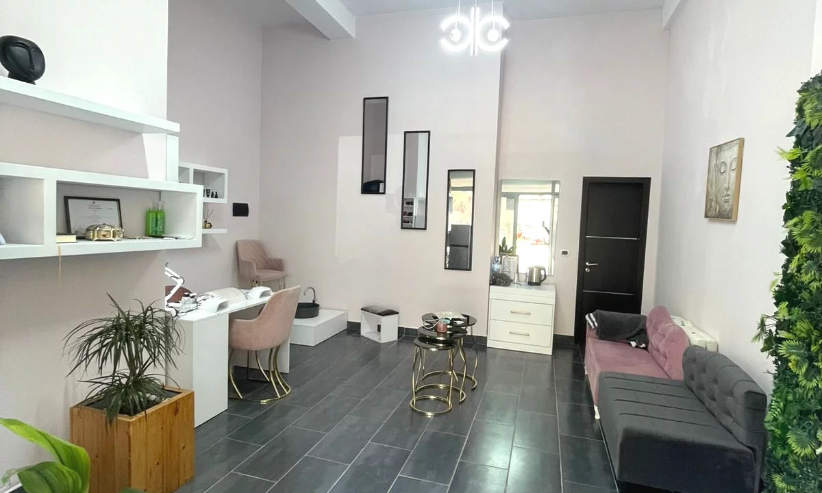 Shitet Ambient Biznesi + Biznes – Astir