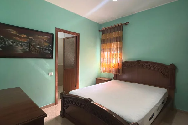 Shtepi me qera Apartament ne Tirane, 2+1, Mobilimi E mobiluar, Pagesa 45,000  Leke.