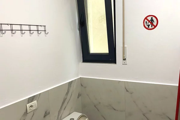 Shtepi me qera Apartament ne Tirane, 1+1, Mobilimi E mobiluar, Pagesa 35,000  Leke.