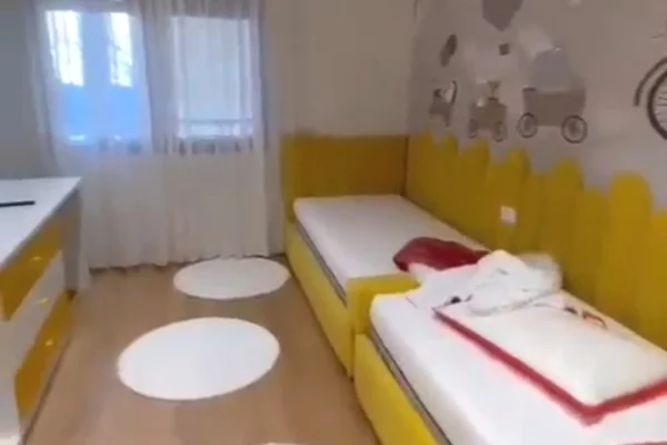 Shtepi me qera Apartament ne Tirane, 2+1, Mobilimi E mobiluar, Pagesa 900  Euro.