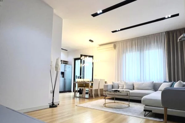 Shtepi ne shitje 2+1 ne Tirane - 245,000 Euro