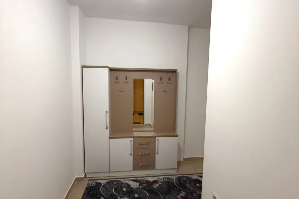 Shtepi ne shitje Apartament ne Tirane, 3+1, Mobilimi E mobiluar, Pagesa 250,000  Euro.