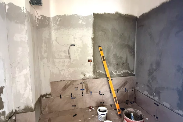 Shtepi ne shitje Apartament ne Tirane, 1+1, Mobilimi Bosh, pa mobiluar, Pagesa 99,000  Euro.