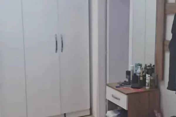 Shtepi me qera Apartament ne Tirane, 1+1, Mobilimi E mobiluar, Pagesa 500  Euro.