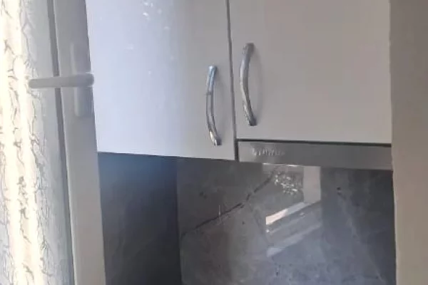 Shtepi me qera Apartament ne Tirane, 1+1, Mobilimi E mobiluar, Pagesa 500  Euro.