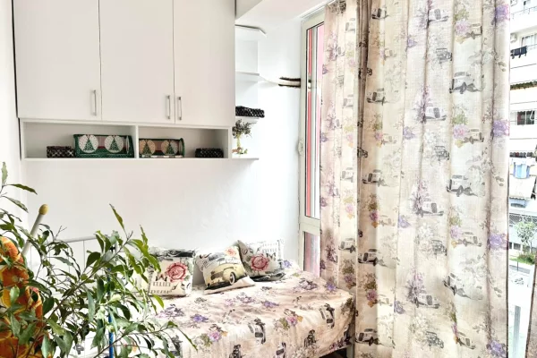 Shtepi me qera Apartament ne Tirane, 2+1, Mobilimi E mobiluar, Pagesa 450  Euro.