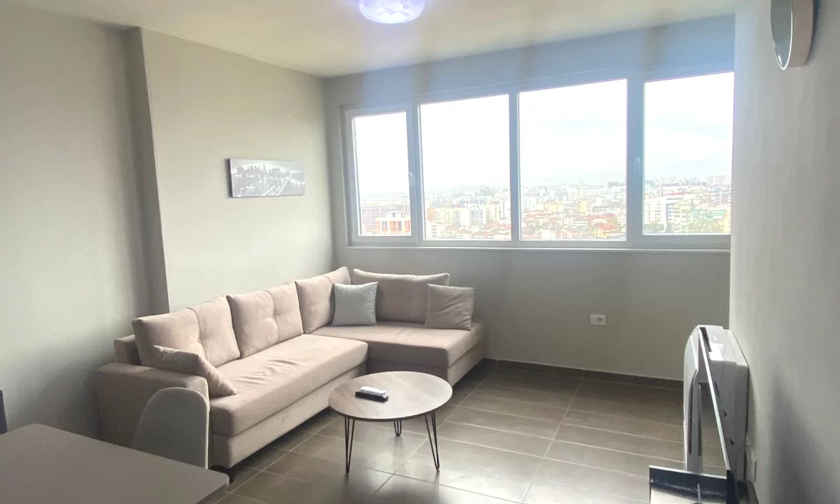 Shtepi me qera Apartament ne Tirane, 2+1, Mobilimi E mobiluar, Pagesa 60,000  Leke.