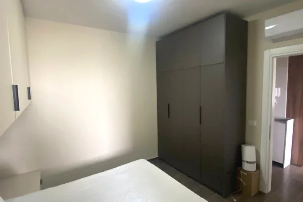 Shtepi me qera Apartament ne Tirane, 2+1, Mobilimi E mobiluar, Pagesa 60,000  Leke.