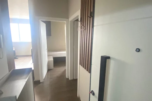 Shtepi me qera Apartament ne Tirane, 2+1, Mobilimi E mobiluar, Pagesa 60,000  Leke.