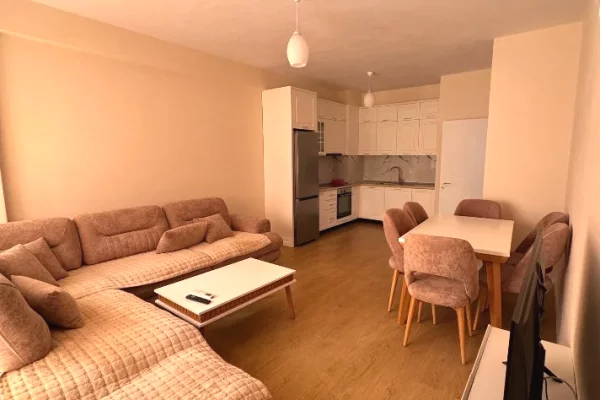 Shtepi me qera Apartament ne Tirane, 2+1, Mobilimi E mobiluar, Pagesa 60,000  Leke.