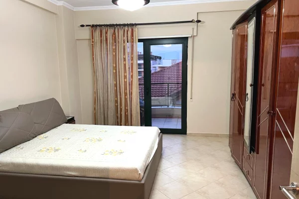 Shtepi me qera Apartament ne Tirane, 2+1, Mobilimi E mobiluar, Pagesa 50,000  Leke.