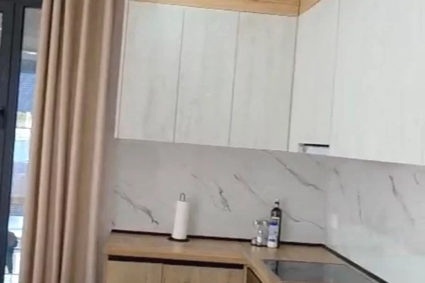 Shtepi me qera Apartament ne Tirane, 2+1, Mobilimi E mobiluar, Pagesa 850  Euro.