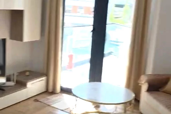 Shtepi me qera Apartament ne Tirane, 2+1, Mobilimi E mobiluar, Pagesa 850  Euro.