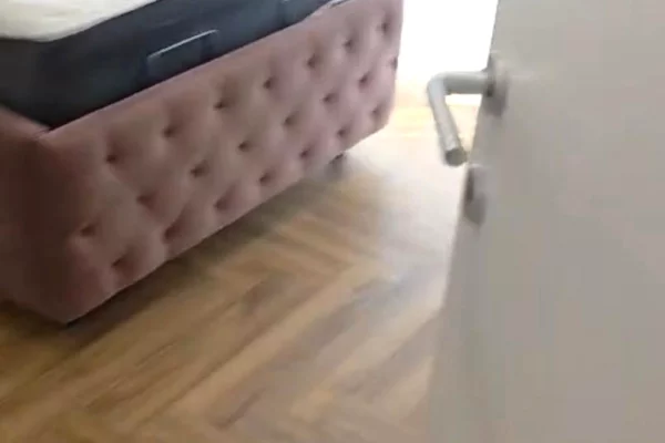 Shtepi me qera Apartament ne Tirane, 2+1, Mobilimi E mobiluar, Pagesa 850  Euro.