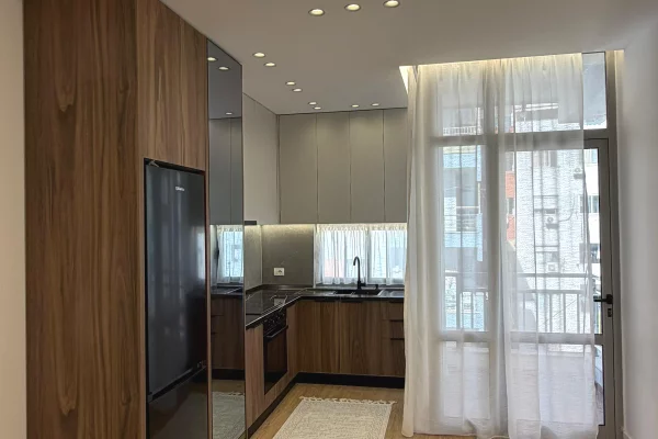 Shtepi ne shitje Apartament ne Tirane, 1+1, Mobilimi E mobiluar, Pagesa 11,100,000  Leke.