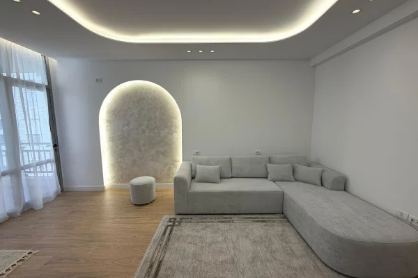 Shtepi ne shitje Apartament ne Tirane, 1+1, Mobilimi E mobiluar, Pagesa 11,100,000  Leke.