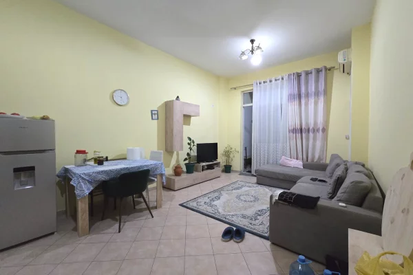 Shtepi ne shitje 1+1 ne Tirane - 115,000 Euro