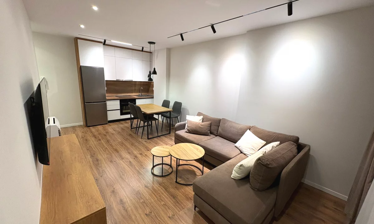 Shtepi me qera Apartament ne Tirane, 1+1, Mobilimi E mobiluar, Pagesa 60,000  Leke.