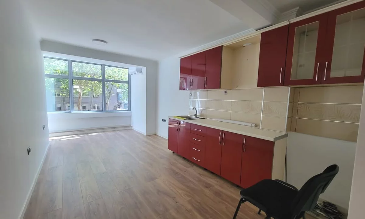 Jepet me qera ambjent 2+1 tek 21 DHJETORI 