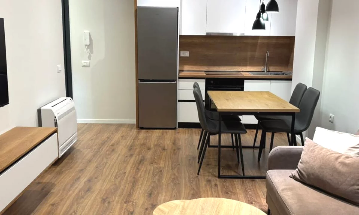 Shtepi me qera Apartament ne Tirane, 1+1, Mobilimi E mobiluar, Pagesa 600  Euro.
