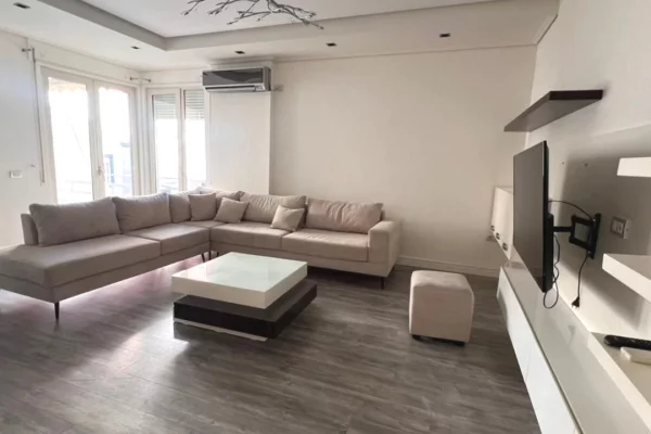 Shtepi ne shitje 2+1 ne Tirane - 240,000 Euro
