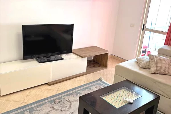 Apartament 2+1 në Shitje  📍 Vendndodhja: Rr. Besim Alla, zona Misto Mame
