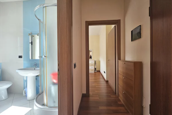 Shtepi me qera Apartament ne Tirane, 1+1, Mobilimi E mobiluar, Pagesa 600  Euro.