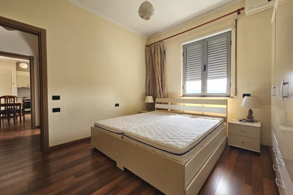 Shtepi me qera Apartament ne Tirane, 1+1, Mobilimi E mobiluar, Pagesa 600  Euro.