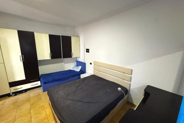 Shtepi me qera Apartament ne Tirane, 1+1, Mobilimi E mobiluar, Pagesa 30,000  Leke.