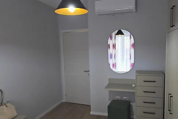 Shtepi me qera Apartament ne Tirane, 1+1, Mobilimi E mobiluar, Pagesa 65,000  Leke.