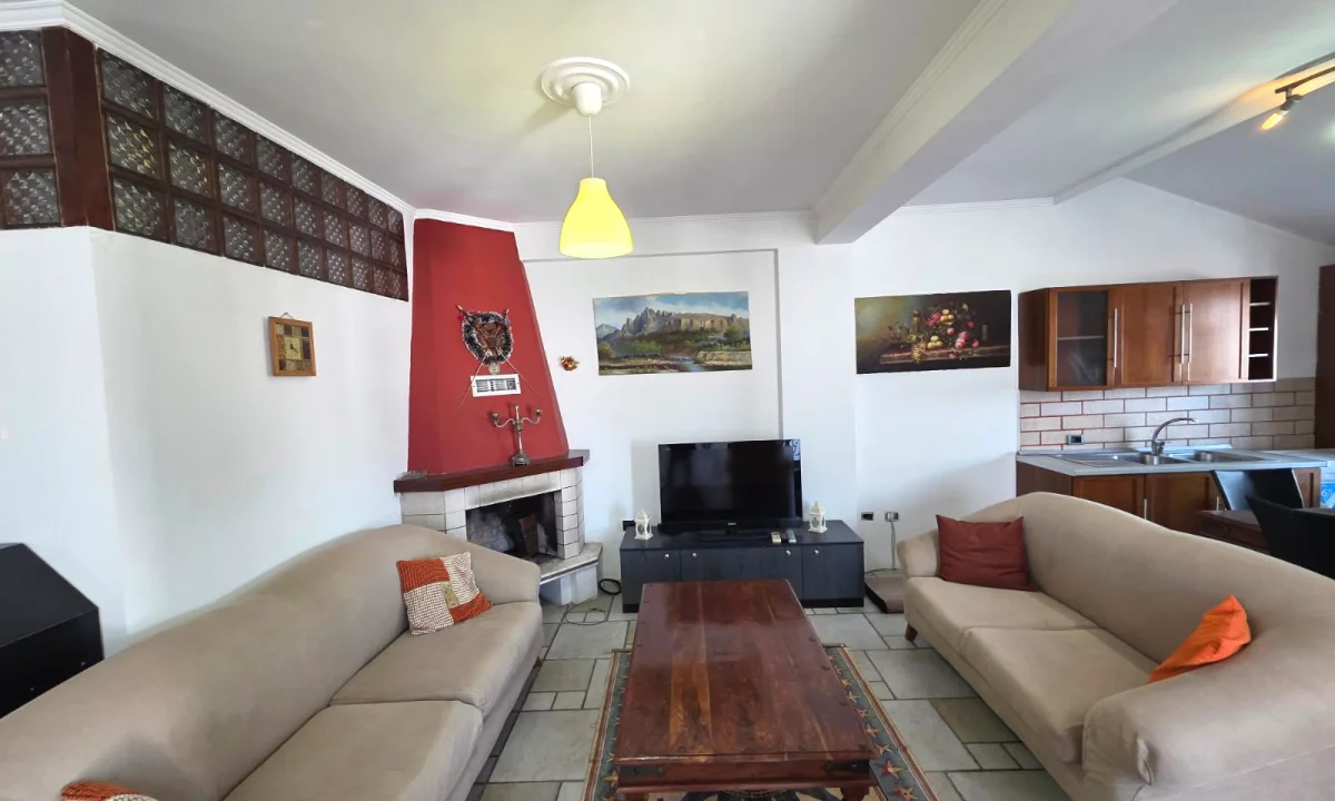 Shtepi me qera Apartament ne Tirane, 1+1, Mobilimi E mobiluar, Pagesa 500  Euro.