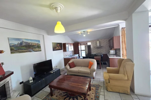 Shtepi me qera Apartament ne Tirane, 1+1, Mobilimi E mobiluar, Pagesa 500  Euro.