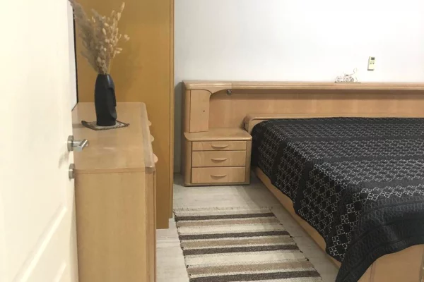 Shtepi me qera Apartament ne Tirane, 1+1, Mobilimi E mobiluar, Pagesa 45,000  Leke.