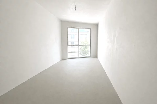 Shtepi ne shitje Apartament ne Tirane, 2+1, Mobilimi Bosh, pa mobiluar, Pagesa 211,000  Euro.