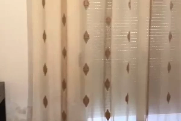 Shtepi ne shitje Apartament ne Tirane, 1+1, Mobilimi Pjeserisht e mobiluar, Pagesa 87,000  Euro.