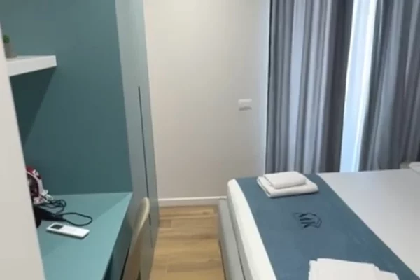 Shtepi ne shitje Apartament ne Tirane, 1+1, Mobilimi E mobiluar, Pagesa 158,000  Euro.