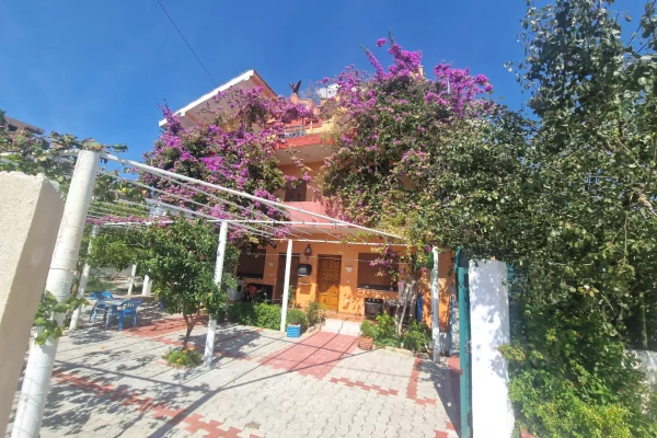 Shtepi ne shitje 6+1 ne Durres - 210,000 Euro