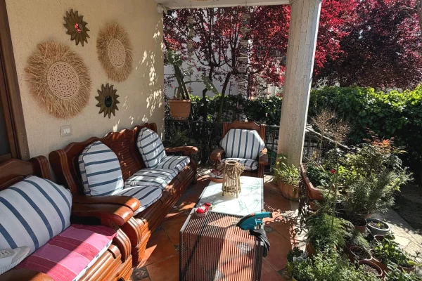 Shtepi ne shitje Shtepi Private ne Kavaje, 2+1, Mobilimi E mobiluar, Pagesa 650,000  Euro.