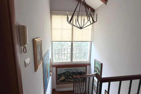 Shtepi ne shitje Shtepi Private ne Kavaje, 2+1, Mobilimi E mobiluar, Pagesa 650,000  Euro.