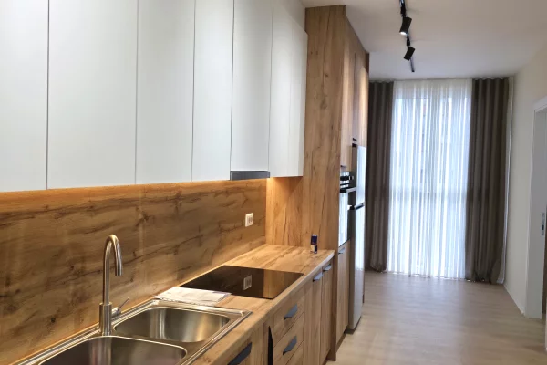 Shtepi me qera Apartament ne Tirane, 2+1, Mobilimi E mobiluar, Pagesa 60,000  Leke.