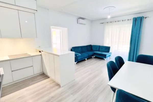 Shtepi ne shitje Apartament ne Tirane, 2+1, Mobilimi E mobiluar, Pagesa 255,000  Euro.