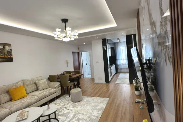Shtepi ne shitje 2+1 ne Tirane - 265,000 Euro